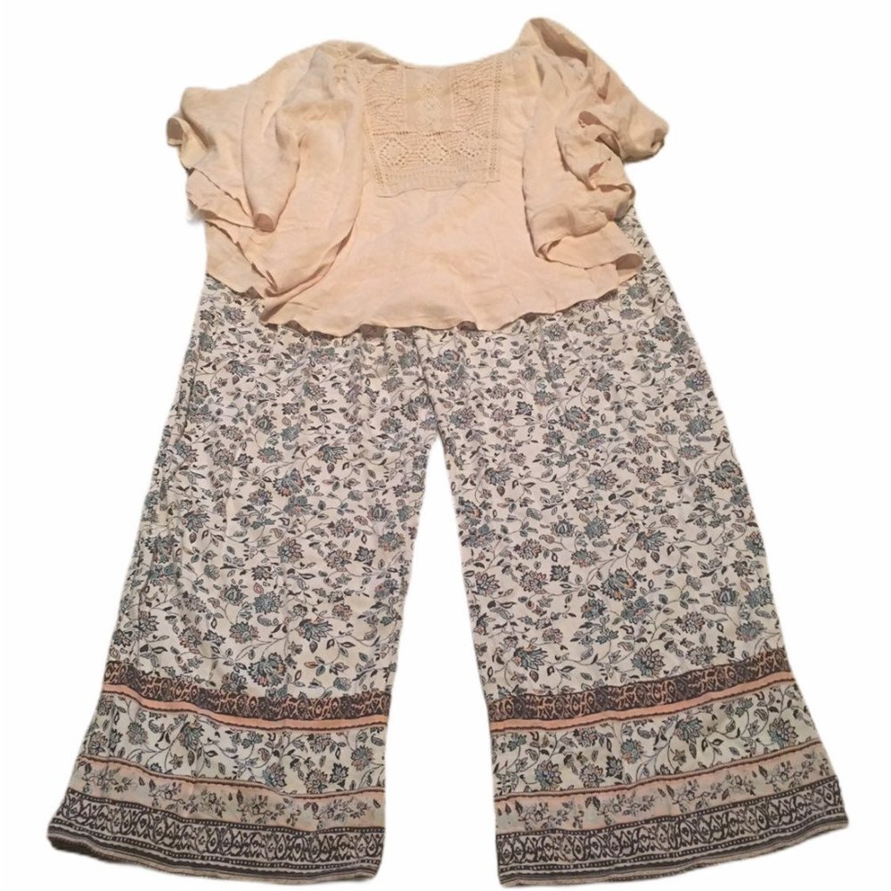 Girls outfit-art class-size 14-16